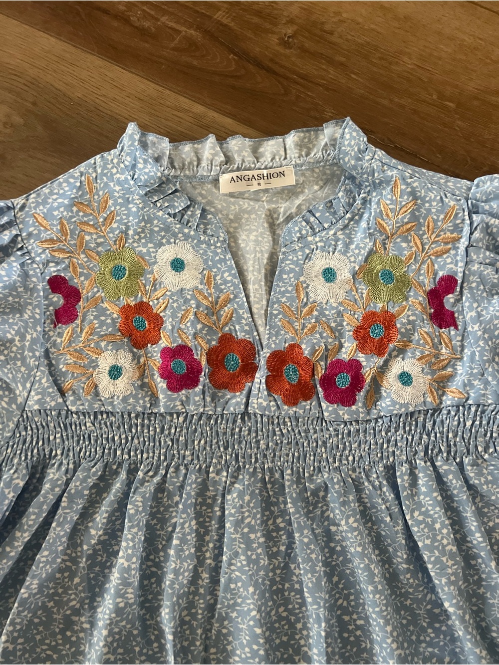 Angashion Light Blue and White Floral Embroidered Smocked Blouse Women’s Small - Picture 2 of 3